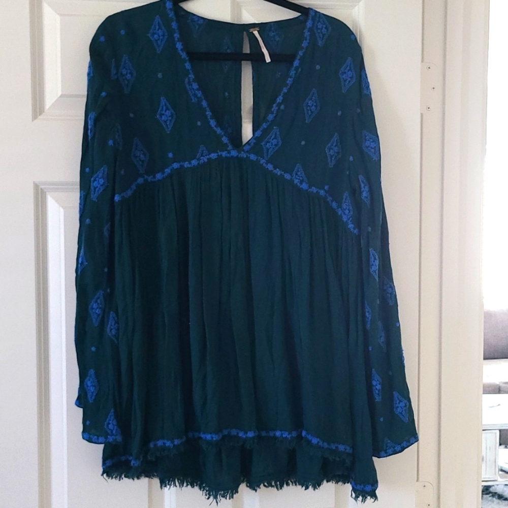 Free People embroidered tunic. Forest green. Size small